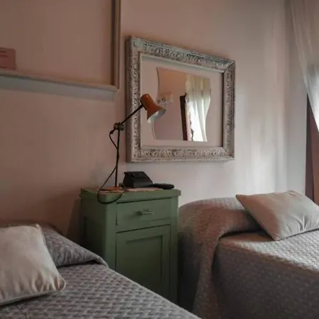 Rosy25 Guest house *